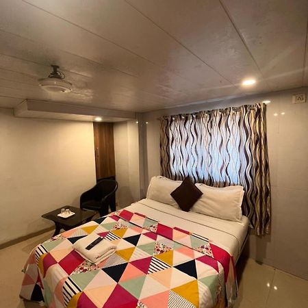 Hotel Havana Mumbai Ngoại thất bức ảnh