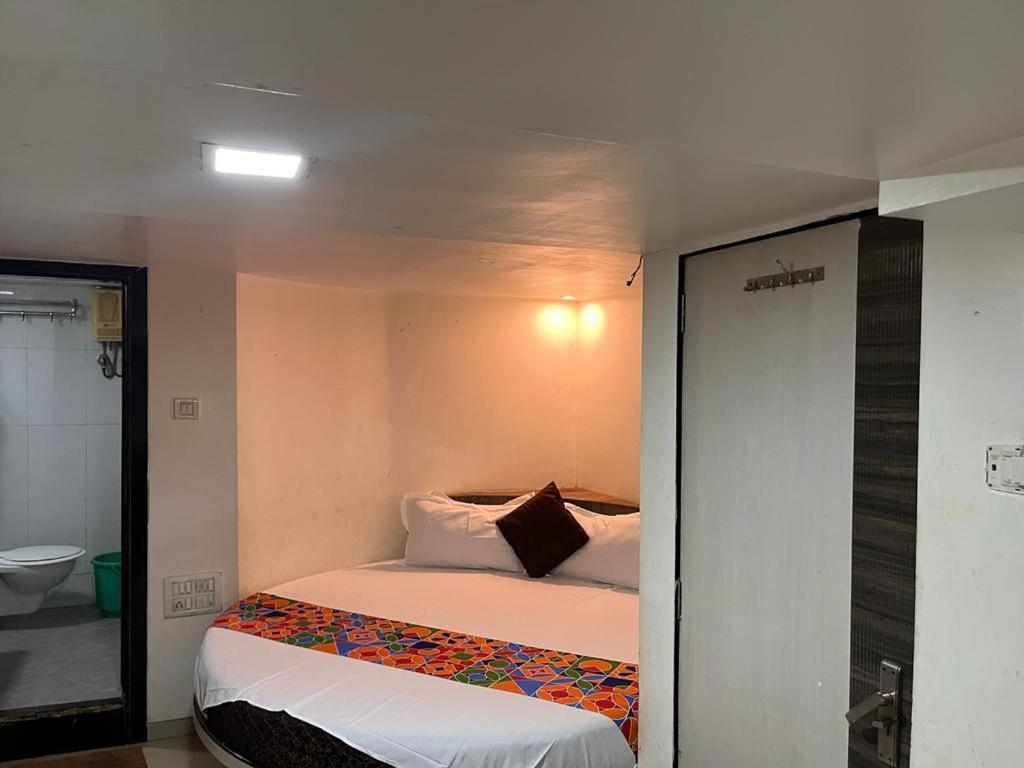 Hotel Havana Mumbai Ngoại thất bức ảnh